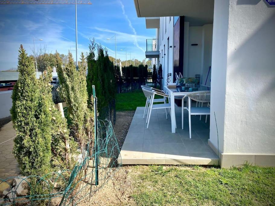Mychoice Terraces Lägenhet Rota Exteriör bild